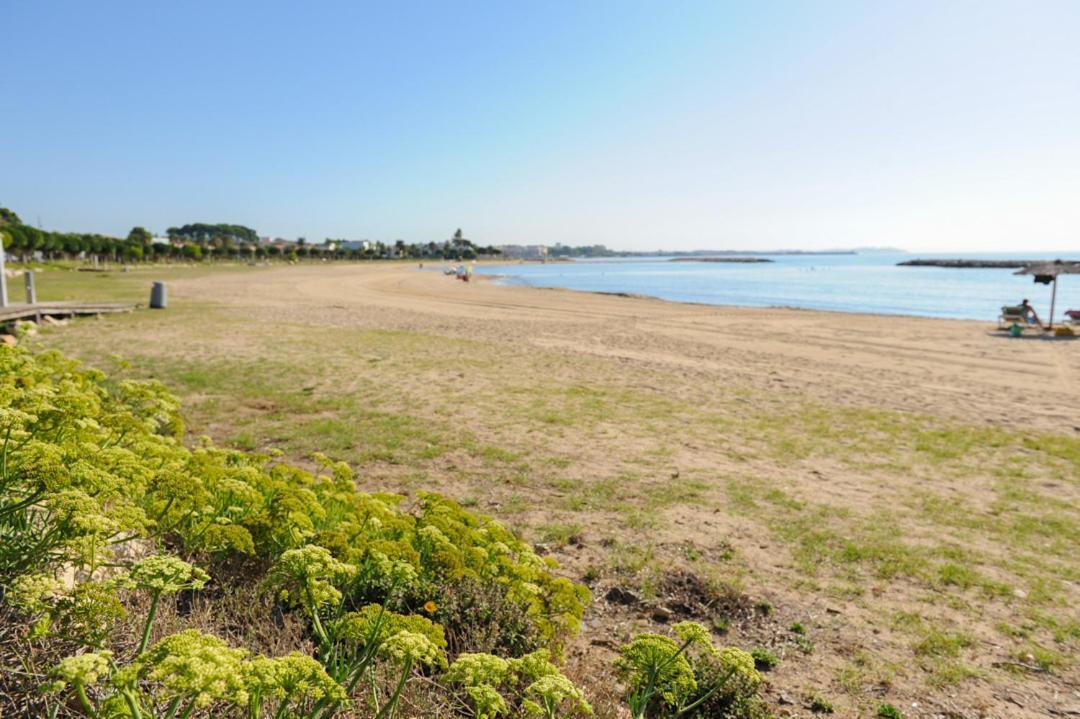 Casa Del Dorado Playa Cambrils Villa Luaran gambar